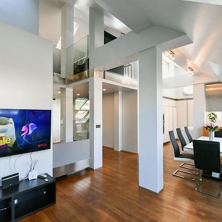 Luxury Central Duplex With Terrace Praga Esterno foto